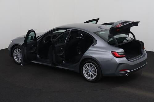 BMW 330  e iA xDrive  PHEV + GPS + CARPLAY + CAMERA + PDC + CRUISE + ALU 
