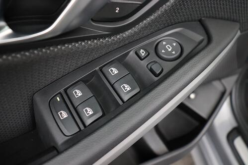 BMW 330  e iA xDrive  PHEV + GPS + CARPLAY + CAMERA + PDC + CRUISE + ALU 