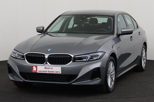 BMW 330  e iA xDrive  PHEV + GPS + CARPLAY + CAMERA + PDC + CRUISE + ALU 