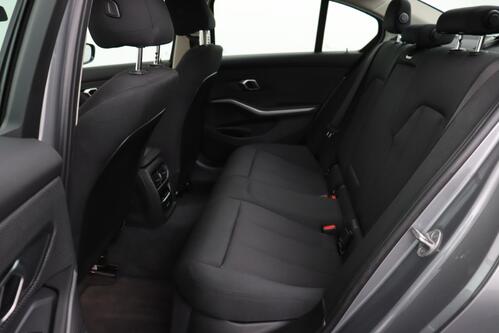 BMW 330  e iA xDrive  PHEV + GPS + CARPLAY + CAMERA + PDC + CRUISE + ALU 