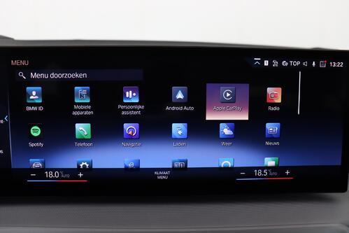 BMW 330  e iA xDrive  PHEV + GPS + CARPLAY + CAMERA + PDC + CRUISE + ALU 