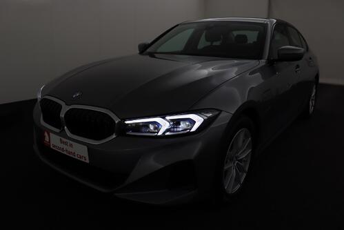 BMW 330  e iA xDrive  PHEV + GPS + CARPLAY + CAMERA + PDC + CRUISE + ALU 