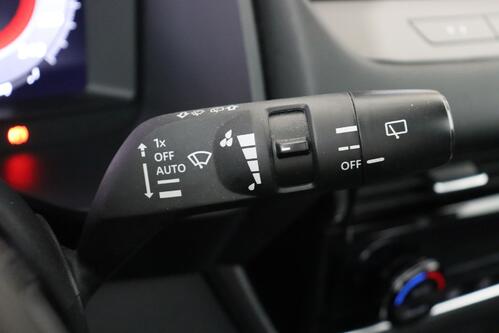 NISSAN Qashqai N-CONNECTA 1.3 DIG-T MHEV + A/T + GPS + CARPLAY + CAMERA + PDC + PANO DAK + CRUISE(ACC) + ALU 