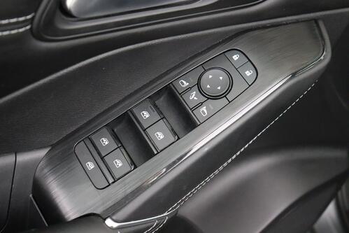 NISSAN Qashqai N-CONNECTA 1.3 DIG-T MHEV + A/T + GPS + CARPLAY + CAMERA + PDC + PANO DAK + CRUISE(ACC) + ALU 