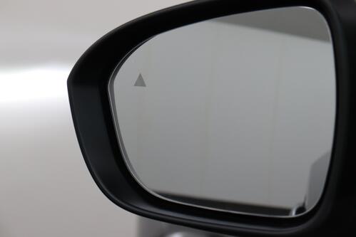 NISSAN Qashqai N-CONNECTA 1.3 DIG-T MHEV + A/T + GPS + CARPLAY + CAMERA + PDC + PANO DAK + CRUISE(ACC) + ALU 