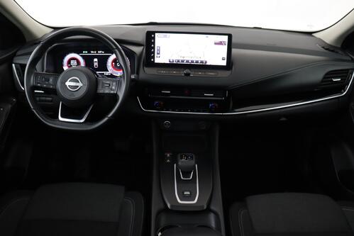 NISSAN Qashqai N-CONNECTA 1.3 DIG-T MHEV + A/T + GPS + CARPLAY + CAMERA + PDC + PANO DAK + CRUISE(ACC) + ALU 
