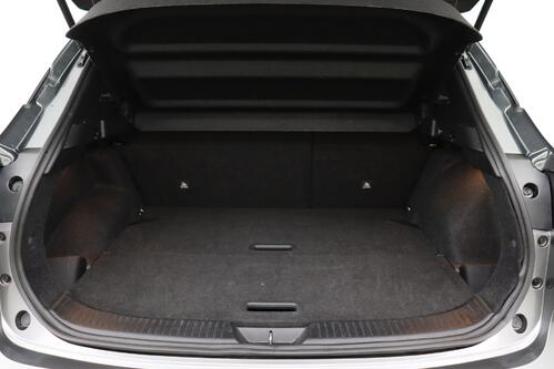 NISSAN Qashqai N-CONNECTA 1.3 DIG-T MHEV + A/T + GPS + CARPLAY + CAMERA + PDC + PANO DAK + CRUISE(ACC) + ALU 