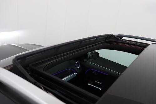 MERCEDES-BENZ GLB 200 iA AMG-LINE + 7PL. + GPS + CAMERA + PDC + CRUISE + PANO + LEDER/ALCANTARA + ALU 