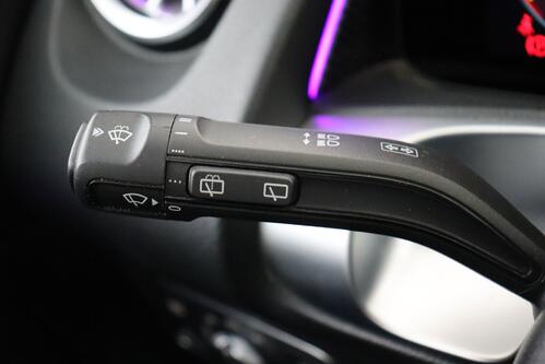 MERCEDES-BENZ GLB 200 iA AMG-LINE + 7PL. + GPS + CAMERA + PDC + CRUISE + PANO + LEDER/ALCANTARA + ALU 