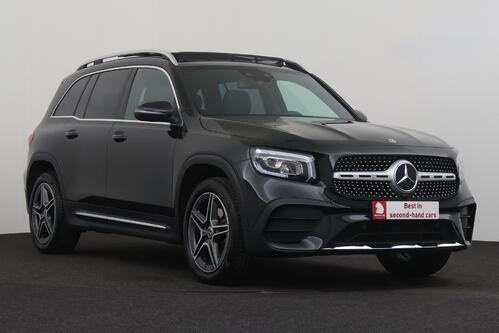 MERCEDES-BENZ GLB 200 iA AMG-LINE + 7PL. + GPS + CAMERA + PDC + CRUISE + PANO + LEDER/ALCANTARA + ALU 
