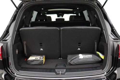 MERCEDES-BENZ GLB 200 iA AMG-LINE + 7PL. + GPS + CAMERA + PDC + CRUISE + PANO + LEDER/ALCANTARA + ALU 