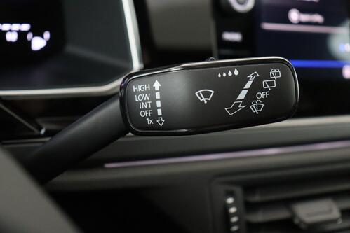 VOLKSWAGEN Polo 1.0 TSI DSG R-LINE + CARPLAY + GPS + CAMERA + PDC + CRUISE (ACC) + SCHUIFDAK + ALU 17