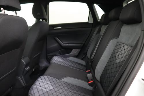 VOLKSWAGEN Polo 1.0 TSI DSG R-LINE + CARPLAY + GPS + CAMERA + PDC + CRUISE (ACC) + SCHUIFDAK + ALU 17