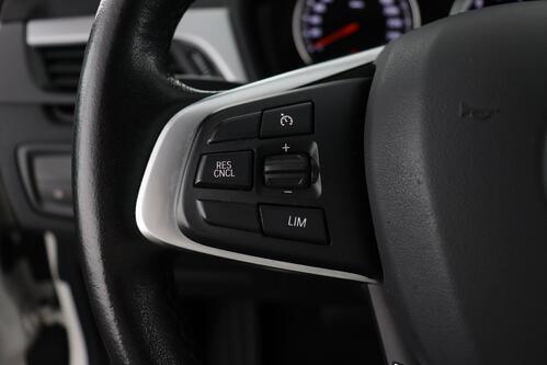 BMW X1  xDrive25e iA  + GPS + PDC + CRUISE + PANO DAK + ALU 