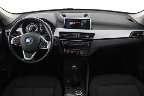 BMW X1  xDrive25e iA  + GPS + PDC + CRUISE + PANO DAK + ALU 