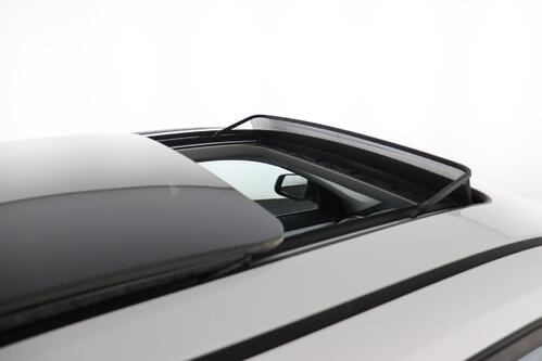 BMW X1  xDrive25e iA  + GPS + PDC + CRUISE + PANO DAK + ALU 