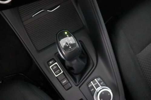 BMW X1  xDrive25e iA  + GPS + PDC + CRUISE + PANO DAK + ALU 