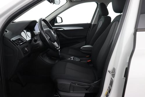 BMW X1  xDrive25e iA  + GPS + PDC + CRUISE + PANO DAK + ALU 