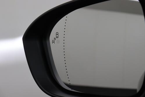 RENAULT Megane E-Tech TECHNO 40 kWh + A/T + GPS + CARPLAY + CAMERA + PDC + CRUISE(ACC) + ALU