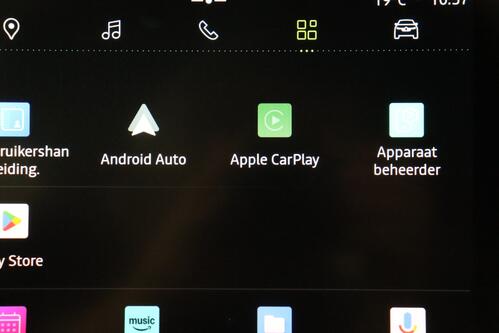 RENAULT Megane E-Tech TECHNO 40 kWh + A/T + GPS + CARPLAY + CAMERA + PDC + CRUISE(ACC) + ALU