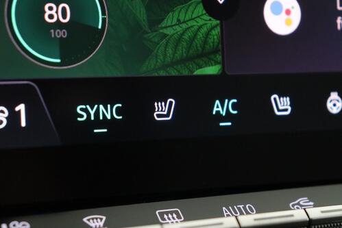 RENAULT Megane E-Tech TECHNO 40 kWh + A/T + GPS + CARPLAY + CAMERA + PDC + CRUISE(ACC) + ALU