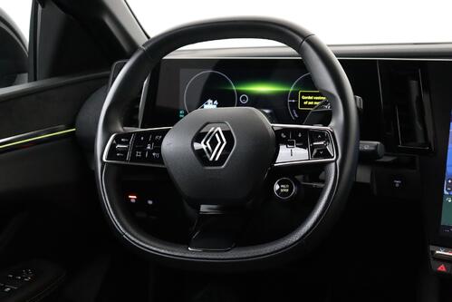 RENAULT Megane E-Tech TECHNO 40 kWh + A/T + GPS + CARPLAY + CAMERA + PDC + CRUISE(ACC) + ALU