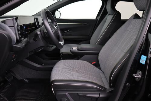 RENAULT Megane E-Tech TECHNO 40 kWh + A/T + GPS + CARPLAY + CAMERA + PDC + CRUISE(ACC) + ALU