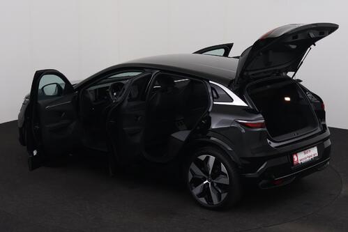 RENAULT Megane E-Tech TECHNO 40 kWh + A/T + GPS + CARPLAY + CAMERA + PDC + CRUISE(ACC) + ALU