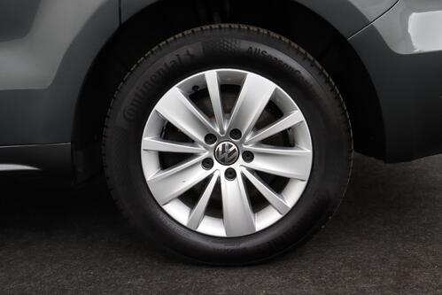 VOLKSWAGEN Sharan  COMFORTLINE 1.4TSI DSG + 7PL. + GPS + PDC + ALU 