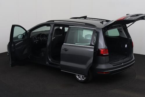 VOLKSWAGEN Sharan  COMFORTLINE 1.4TSI DSG + 7PL. + GPS + PDC + ALU 