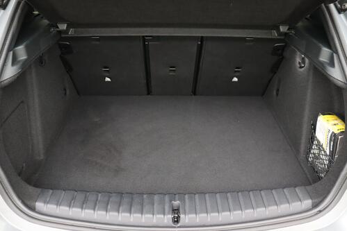 BMW 118  iA M -SPORT  STEPTRONIC + GPS + CARPLAY + CAMERA + PDC + HALF/LEDER + CRUISE + PANO DAK + ALU 