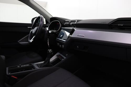 AUDI Q3 35 2.0 TDI S-TRONIC BUSINESS EDITION + GPS + PDC + ALU 17