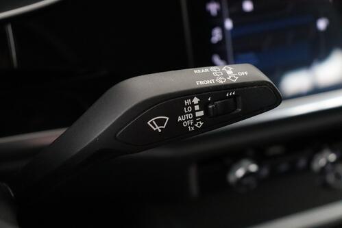 AUDI Q3 35 2.0 TDI S-TRONIC BUSINESS EDITION + GPS + PDC + ALU 17