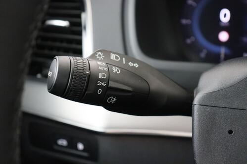 VOLVO XC90 RECHARGE 2.0 T8 PLUS BRIGHTGEARTRONIC + 7PL. + LEDER + CARPLAY + PANO + CAMERA + PDC + CRUISE + ALU 21