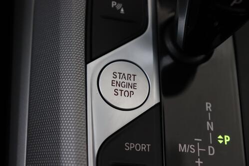 BMW 320 DA ADVANTAGE PACK BUSINESS + CARPLAY + GPS + CAMERA + PDC + CRUISE + LEDER + ALU 