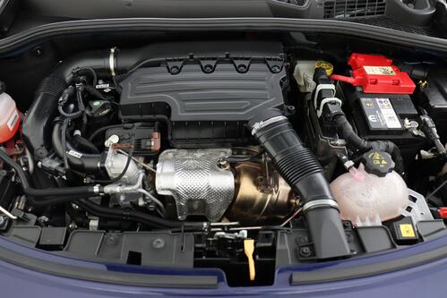 FIAT 500X 1.5 i SPORT + A/T + GPS + CAMERA + PDC + CRUISE + HALF/LEDER + ALU 