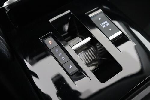 CITROEN C4 SHINE + CARPLAY + GPS + CAMERA + PDC + CRUISE + ALU 18