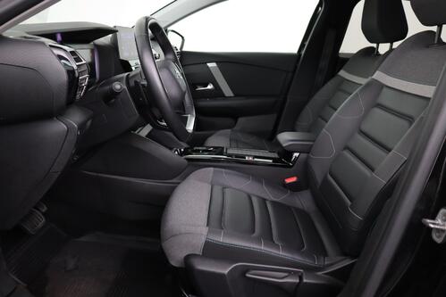 CITROEN C4 SHINE + CARPLAY + GPS + CAMERA + PDC + CRUISE + ALU 18