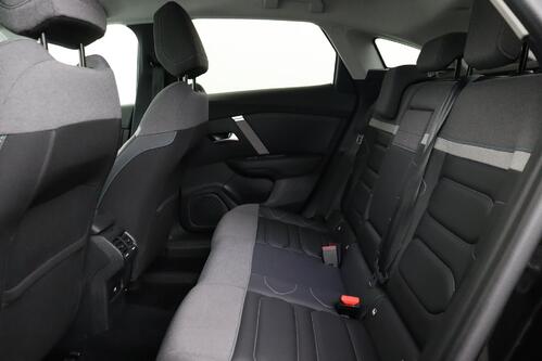 CITROEN C4 SHINE + CARPLAY + GPS + CAMERA + PDC + CRUISE + ALU 18