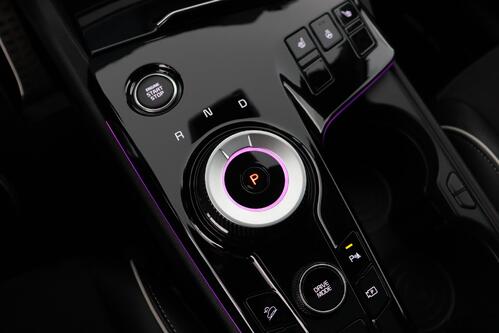 KIA Sportage GT-LINE  1.6 T-GDI  7DCT MHEV  + A/T + GPS + CARPLAY + LEDER /ALCANTARA + CAMERA + PDC + CRUISE (ACC) + ALU 19 + TREKHAAK 