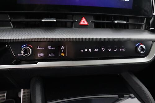 KIA Sportage GT-LINE  1.6 T-GDI  7DCT MHEV  + A/T + GPS + CARPLAY + LEDER /ALCANTARA + CAMERA + PDC + CRUISE (ACC) + ALU 19 + TREKHAAK 