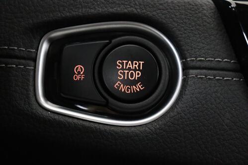 BMW 218 iA GRAN TOURER LUXURY LINE + CARPLAY + GPS + PDC + LEDER + ALU 