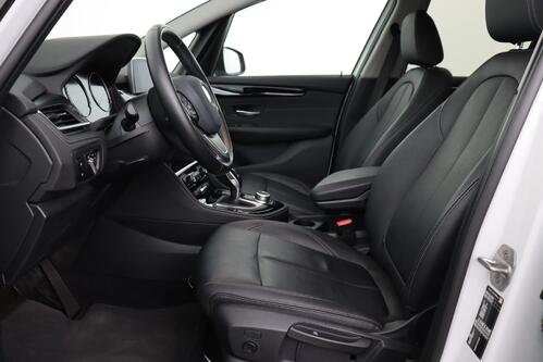 BMW 218 iA GRAN TOURER LUXURY LINE + CARPLAY + GPS + PDC + LEDER + ALU 