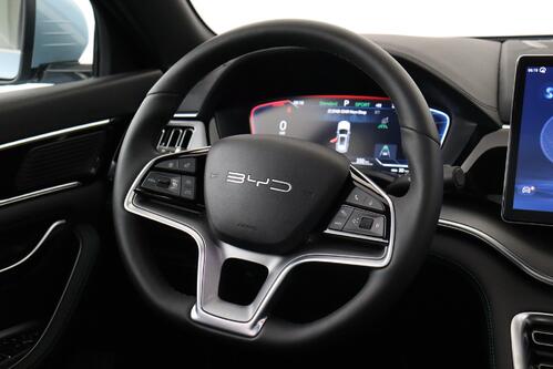 BYD Seal U COMFORT 71.8 kWh + CARPLAY + CAMERA + PDC + LEDER + PANO + ALU 19