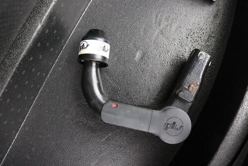 LAND ROVER Range Rover Evoque 1.5 PHEV + GPS + CAMERA + PDC + LEDER + CRUISE + ALU 18 + TREKHAAK 