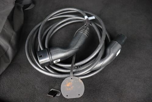 LAND ROVER Range Rover Evoque 1.5 PHEV + GPS + CAMERA + PDC + LEDER + CRUISE + ALU 18 + TREKHAAK 