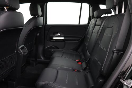 MERCEDES-BENZ GLB 180  AMG-Line dA + LEDER + PDC + CRUISE + ALU 