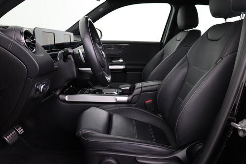 MERCEDES-BENZ GLB 180  AMG-Line dA + LEDER + PDC + CRUISE + ALU 