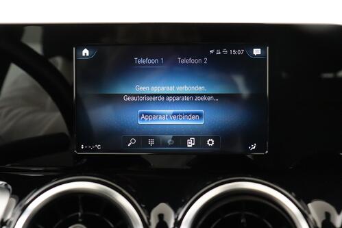 MERCEDES-BENZ GLB 180  AMG-Line dA + LEDER + PDC + CRUISE + ALU 