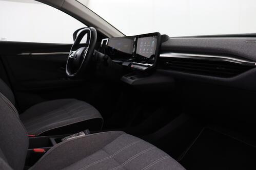 RENAULT Megane E-Tech TECHNO 40 kWh + A/T + CARPLAY + CAMERA + PDC + CRUISE + ALU